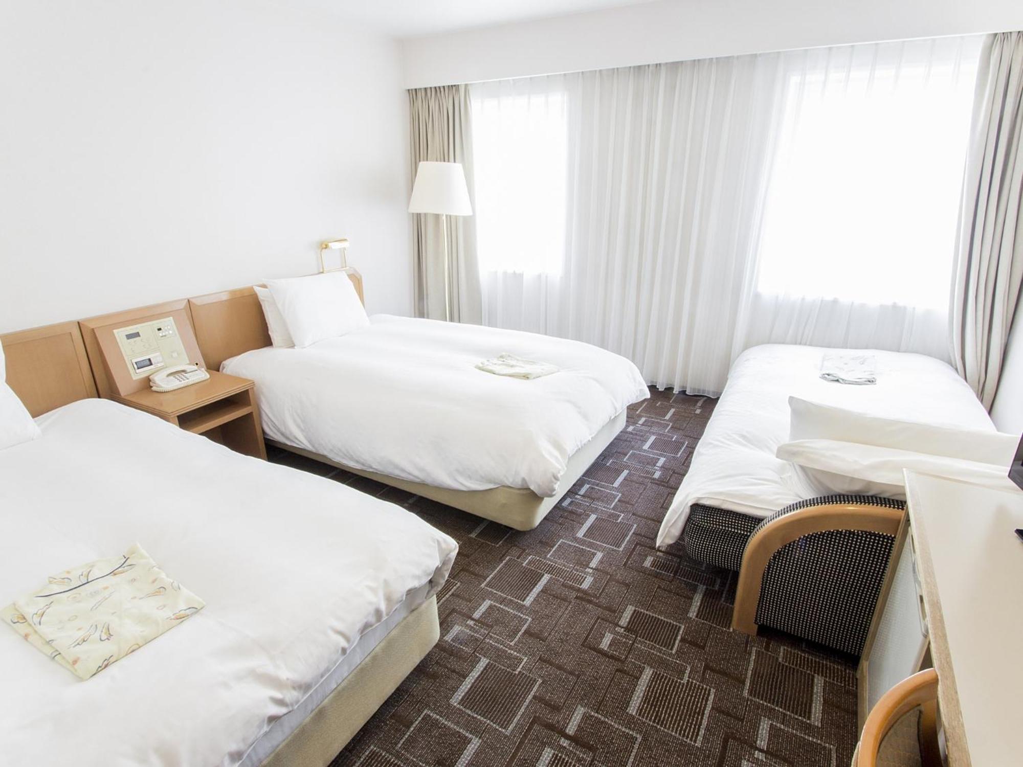 Hearton Hotel Minamisenba Osaka Exterior photo